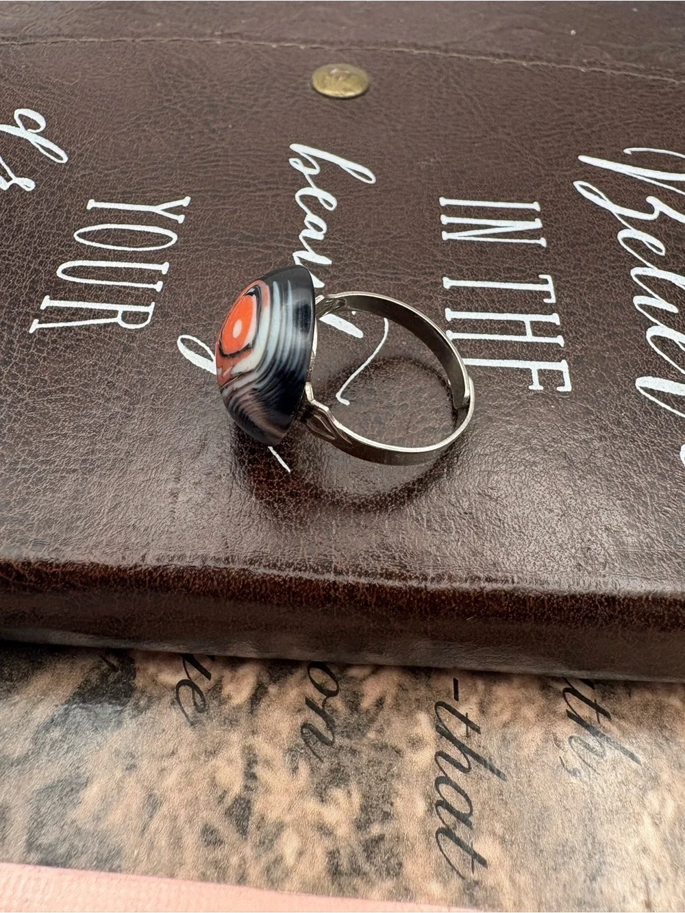 Vintage 60s 70s Orange Black Swirl Cabochon Adjustable Ring
